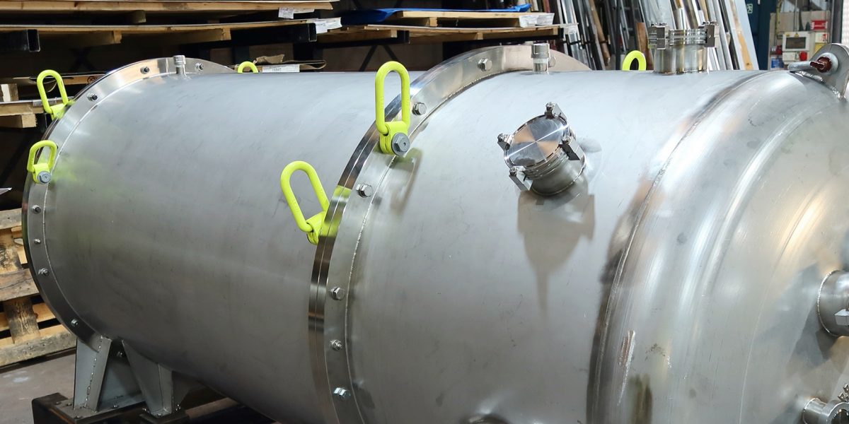 ISO 9001:2015 leak tested pressure vessel & vacuum chamber fabricators